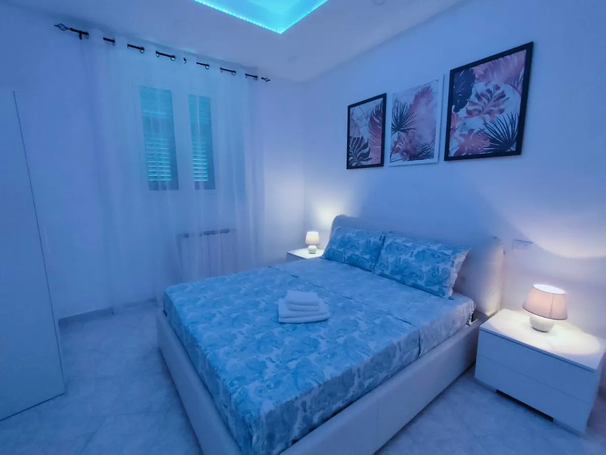 Leni'S House Apartment La Spezia 0*,  Italy